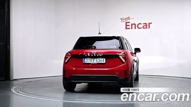 MINI Cooper C (IV) 5Door Classic 2025 — фото 4