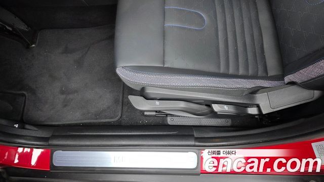 MINI Cooper C (IV) 5Door Classic 2025 — фото 28