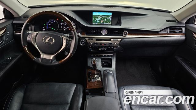 Lexus ES300h Supreme XV60 2013 — фото 7