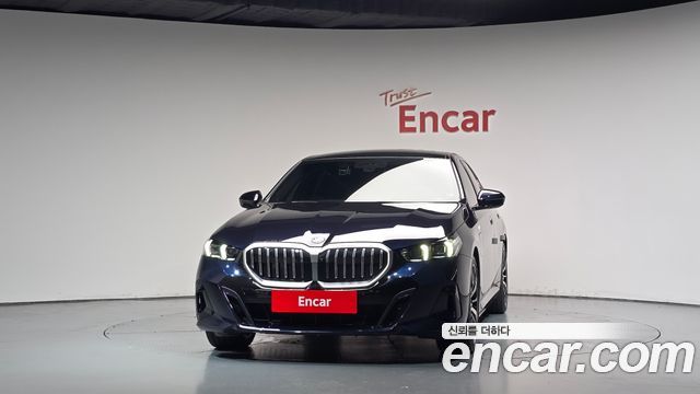 BMW 5 Series (G60) 530e M Sport 2025 — фото 3