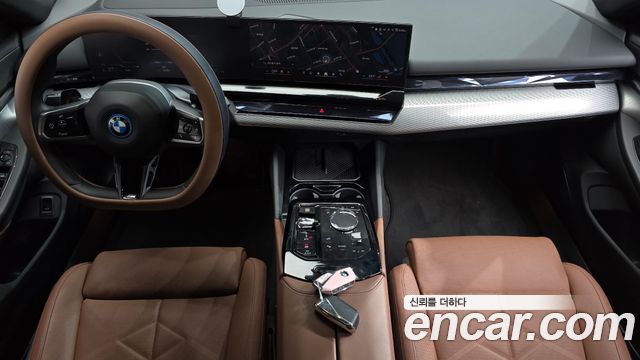 BMW 5 Series (G60) 530e M Sport 2025 — фото 7