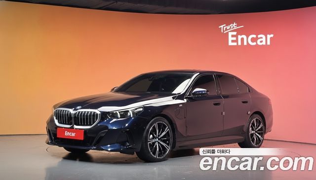 BMW 5 Series (G60) 530e M Sport