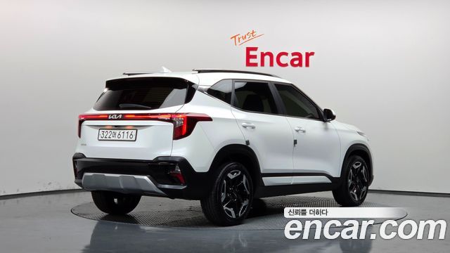 Kia Seltos Gasoline 1.6 Turbo 2WD Signature 2023 — фото 2