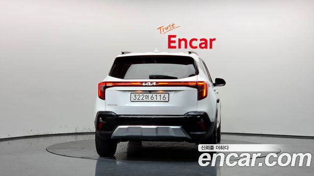 Kia Seltos Gasoline 1.6 Turbo 2WD Signature 2023 — фото 4