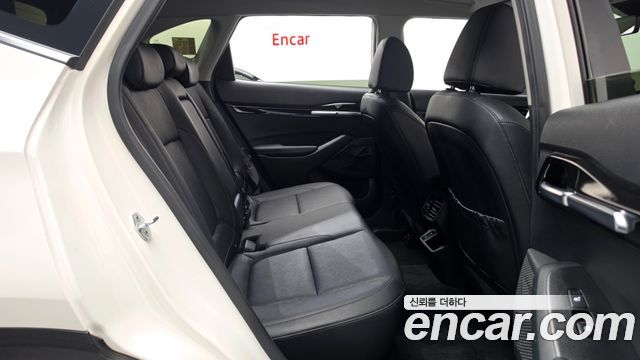 Kia Seltos Gasoline 1.6 Turbo 2WD Signature 2023 — фото 6