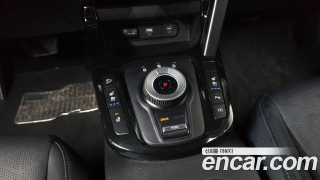 Kia Seltos Gasoline 1.6 Turbo 2WD Signature 2023 — фото 8