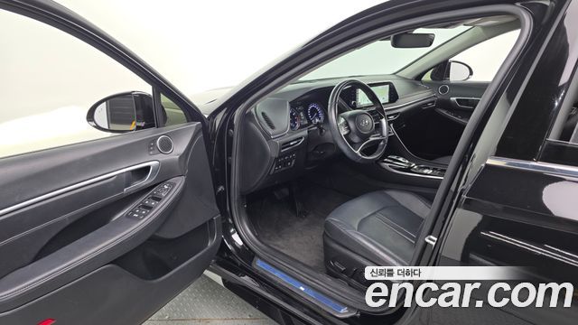 Hyundai Sonata (DN8) 2.0 Premium Plus 2022 — фото 10