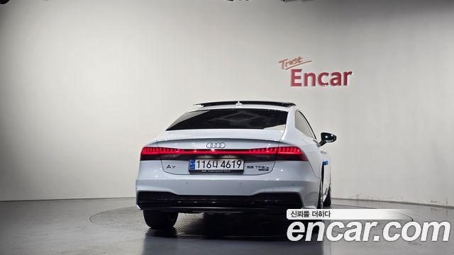 Audi A7 (4K) 55 TFSI e Quattro Premium 2023 — фото 4