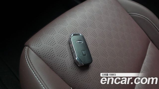 Kia Seltos Gasoline 1.6 Turbo 2WD Noblesse 2020 — фото 32