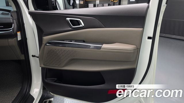 Kia Carnival (IV) HEV 9seater Nobless 2025 — фото 25