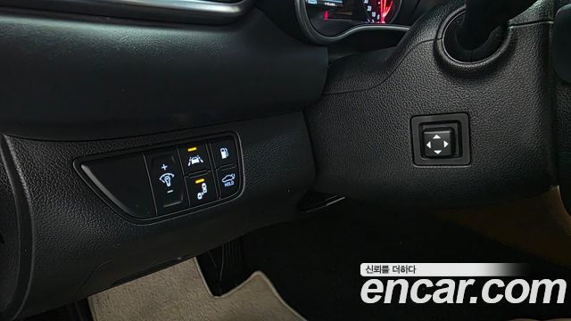 Genesis G70 2.0T Elite 2019 — фото 16