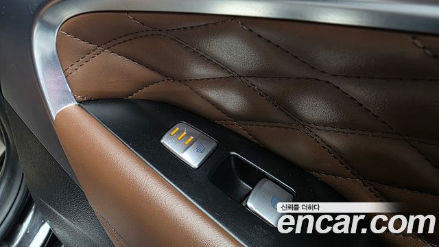 Genesis G70 2.0T Elite 2019 — фото 19