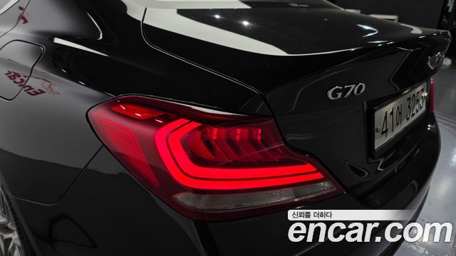 Genesis G70 2.0T Elite 2019 — фото 23
