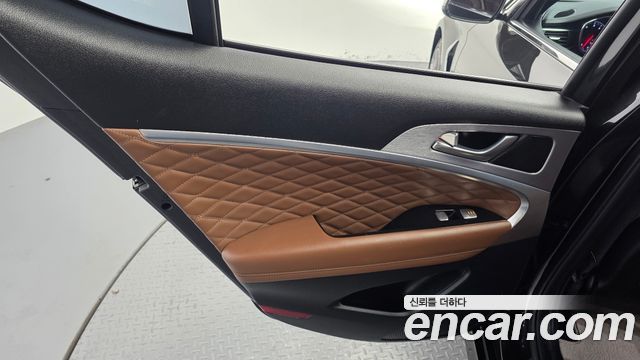Genesis G70 2.0T Elite 2019 — фото 25