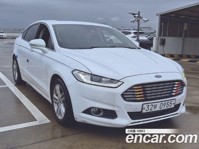 Ford Mondeo (IV) 2.0 Trend 2015 — фото 2