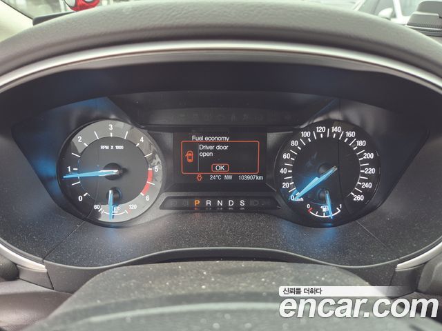 Ford Mondeo (IV) 2.0 Trend 2015 — фото 9