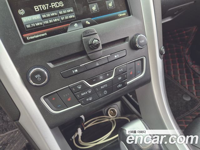 Ford Mondeo (IV) 2.0 Trend 2015 — фото 16