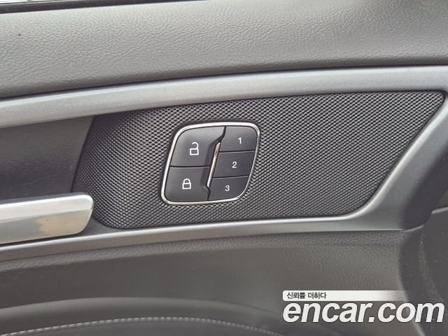 Ford Mondeo (IV) 2.0 Trend 2015 — фото 21