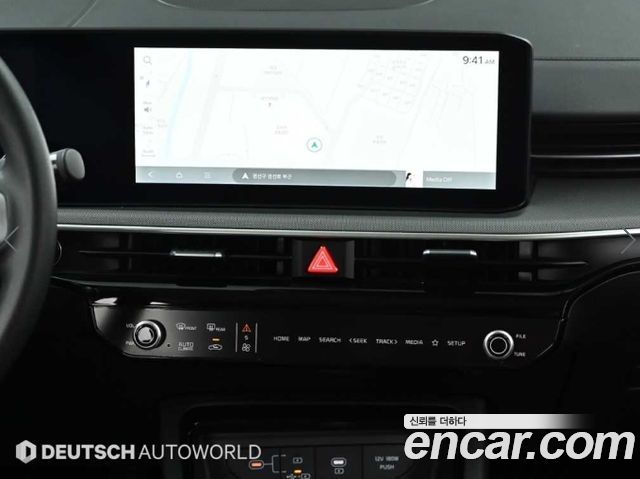 Kia K5 Hybrid (III) Prestige 2024 — фото 17