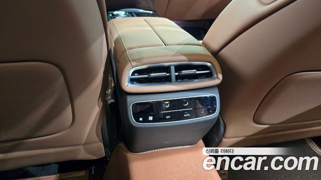 Genesis G80 (RG3) Gasoline 2.5 Turbo 2WD 2024 — фото 29