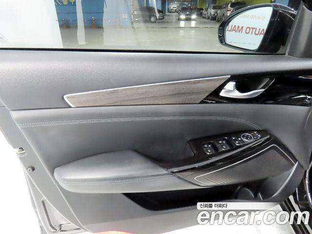 Kia K7 Premier 2.5 GDI Prestige 2020 — фото 18