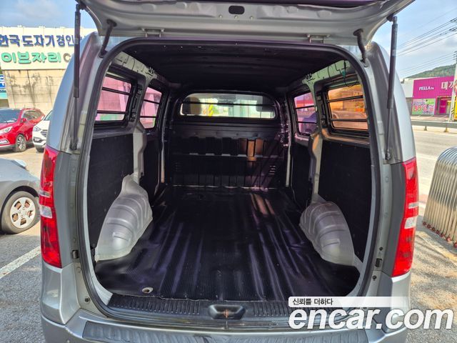 Hyundai Grand Starex 3-Seater VAN Smart Special 2016 — фото 21