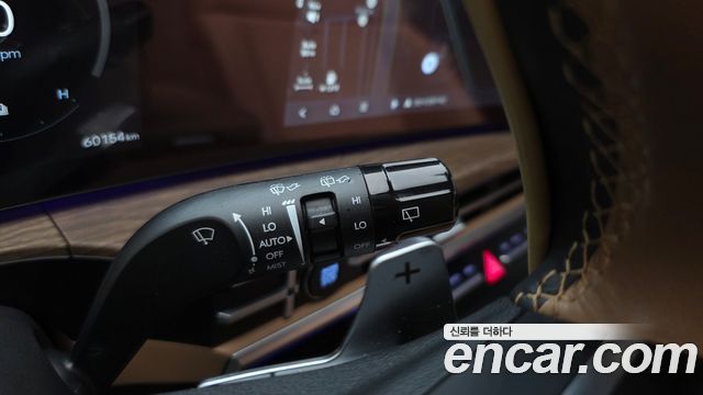 Hyundai Santa Fe (MX5) HEV 1.6 4WD Calligraphy 2025 — фото 17