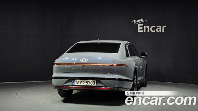Hyundai Grandeur (GN7) 2,5 Gasoline 2WD Calligraphy 2024 — фото 4