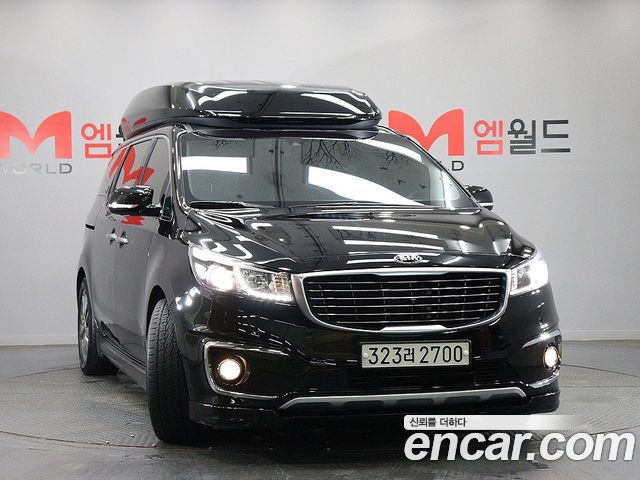 Kia Carnival 9-seater Hi-Limousine Noblesse 2017 — фото 2