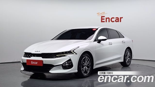 Kia K5 (III) 2.0 Prestige 2023 — фото 1