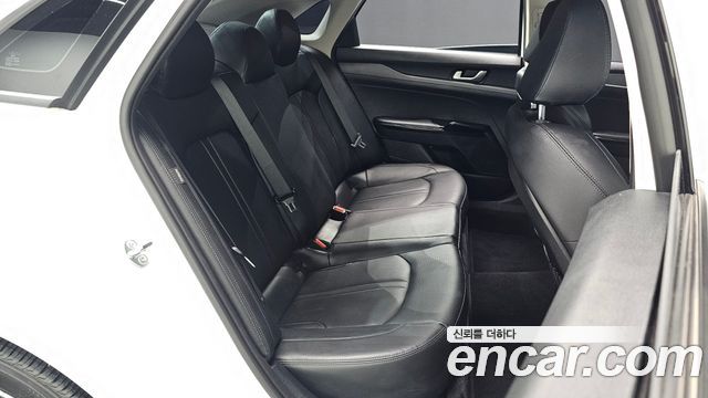 Kia K5 (III) 2.0 Prestige 2023 — фото 11