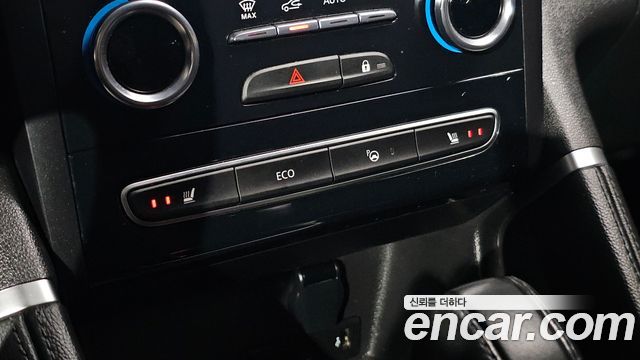 Renault Korea QM6 2.0 GDe LE Signature 2WD 2023 — фото 18