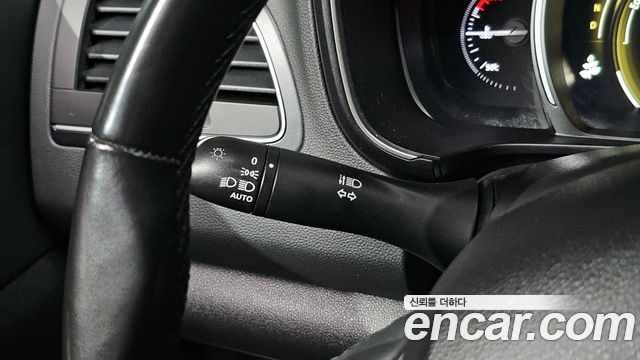 Renault Korea QM6 2.0 GDe LE Signature 2WD 2023 — фото 20