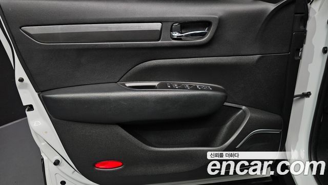 Renault Korea QM6 2.0 GDe LE Signature 2WD 2023 — фото 24