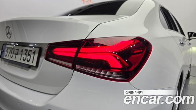 Mercedes-Benz A-Class (W177) A220 Sedan 2020 — фото 23