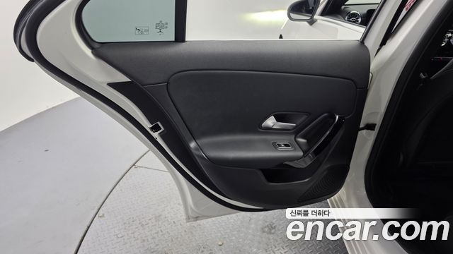 Mercedes-Benz A-Class (W177) A220 Sedan 2020 — фото 25
