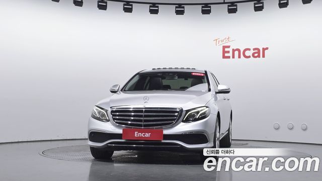 Mercedes-Benz E-Class (W213) E220d 4MATIC Exclusive 2019 — фото 3