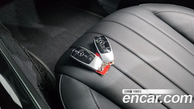 Mercedes-Benz E-Class (W213) E220d 4MATIC Exclusive 2019 — фото 16