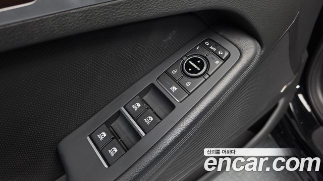 Hyundai Genesis (DH) G330 Premium AWD 2016 — фото 37