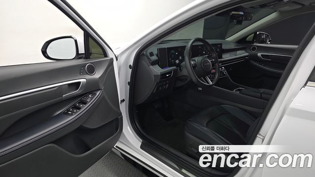 Hyundai Sonata The Edge (DN8) 1.6 Turbo Exclusive 2024 — фото 10