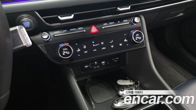Hyundai Sonata The Edge (DN8) 1.6 Turbo Exclusive 2024 — фото 17