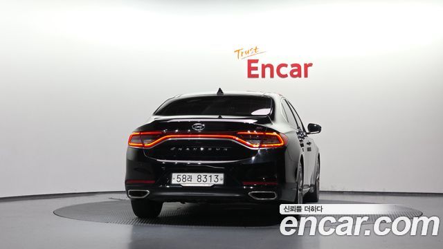 Hyundai Grandeur (IG) 3.0 Exclusive Special 2017 — фото 4