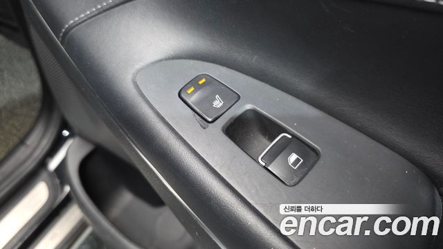 Hyundai Grandeur (IG) 3.0 Exclusive Special 2017 — фото 18