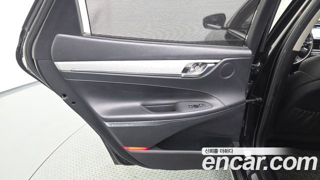 Hyundai Grandeur (IG) 3.0 Exclusive Special 2017 — фото 25