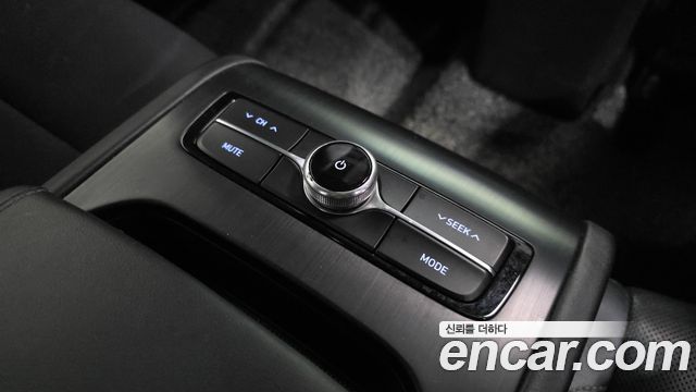 Hyundai Grandeur (IG) 3.0 Exclusive Special 2017 — фото 29