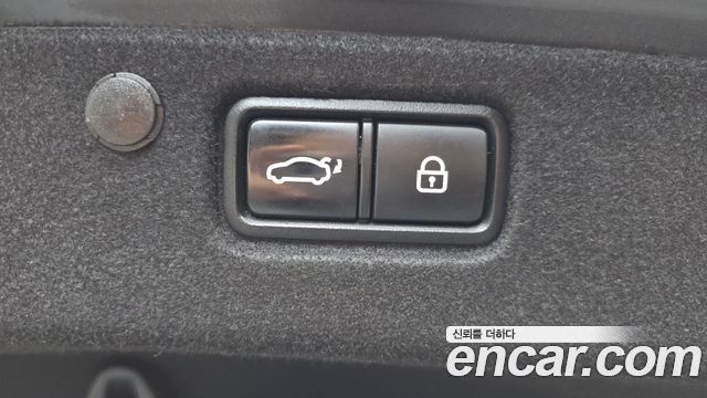 Hyundai Grandeur (IG) 3.0 Exclusive Special 2017 — фото 31