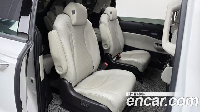 Kia Carnival (IV) Diesel 9-Seater Signature 2021 — фото 11