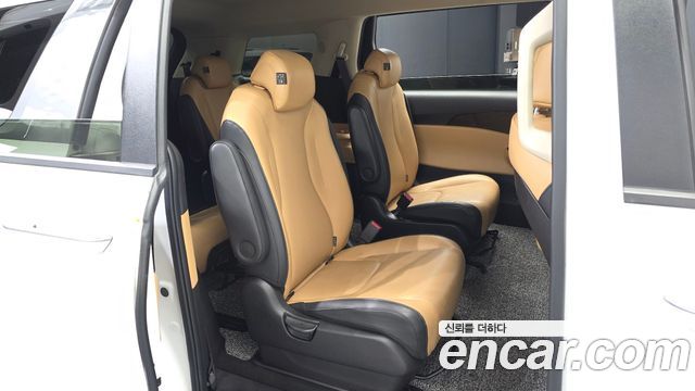 Kia Carnival (IV) Diesel 9-Seater Prestige 2023 — фото 12