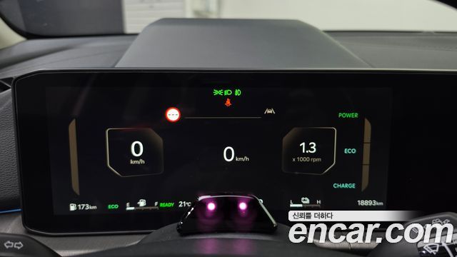Kia Sportage Hybrid (V) HEV 1.6 2WD Signature 2025 — фото 16