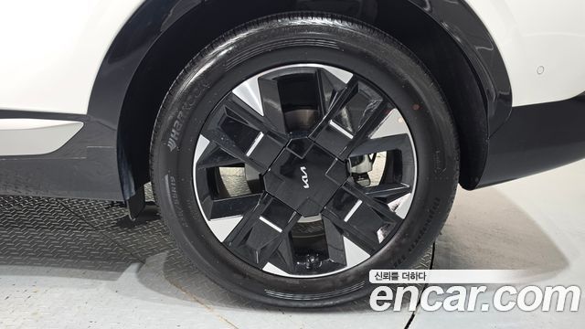 Kia Sportage Hybrid (V) HEV 1.6 2WD Signature 2025 — фото 21